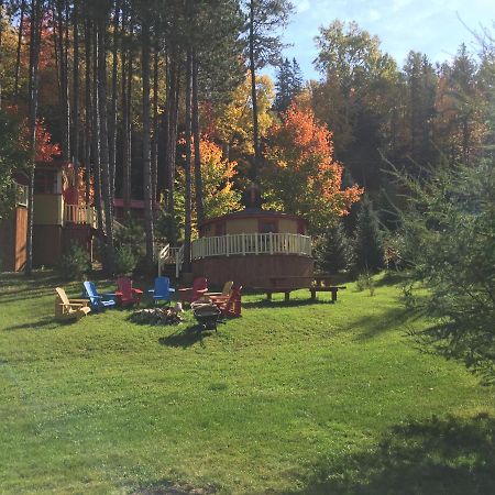 La Maison Sous Les Arbres Saint Roch de Mekinac Екстер'єр фото